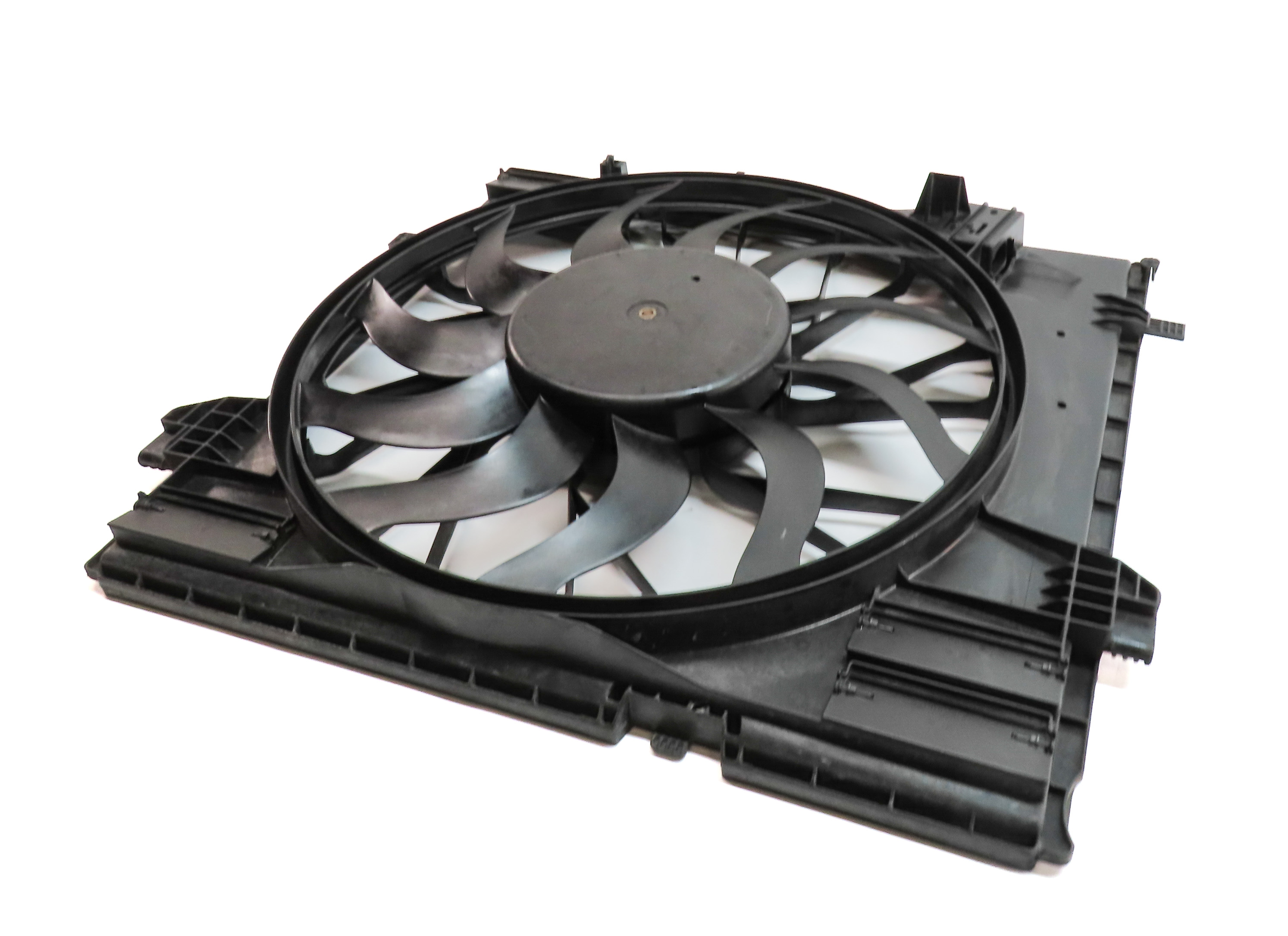 2013-2019 MERCEDES GL GLE ML CLASS (W166 X166) FRONT RADIATOR COOLING FAN MOTOR — exact item pictured